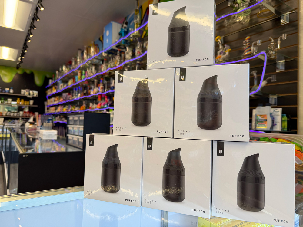 smoke and vape shop